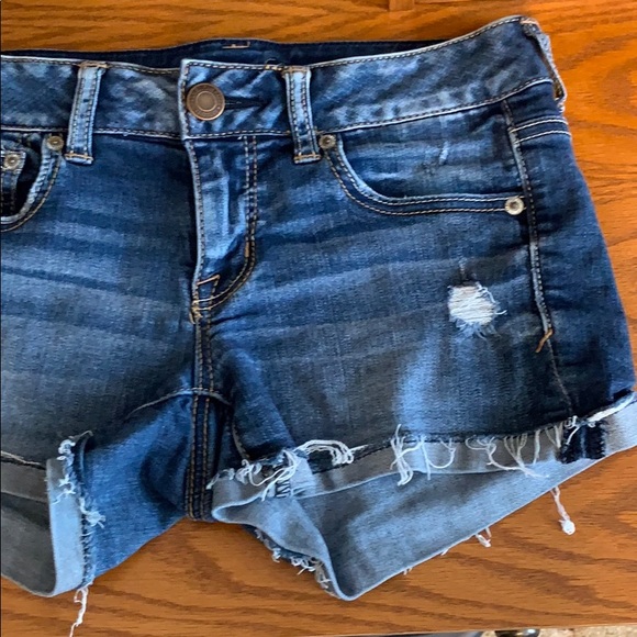 Shorts - Picture 4 of 4